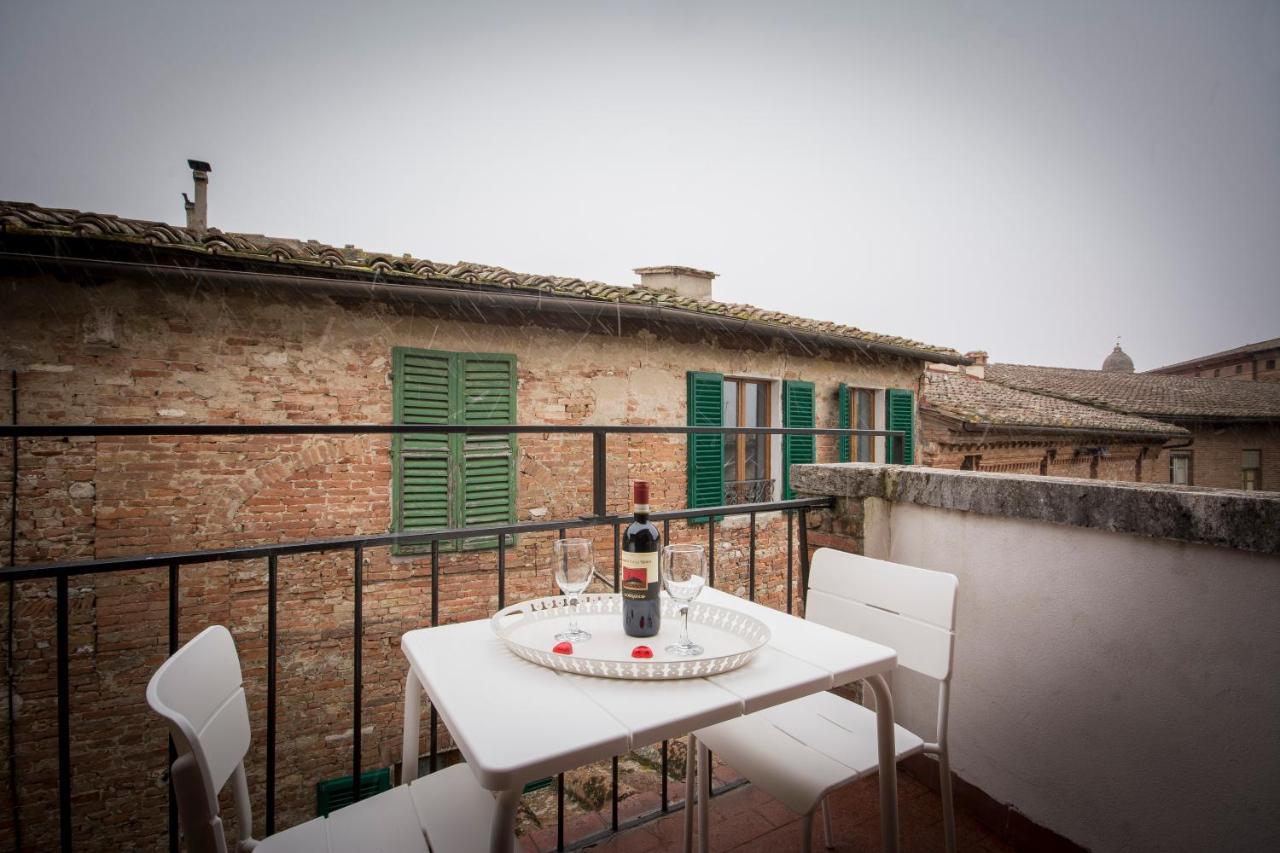Astonish Cathedral View Apartment Siena Exterior photo